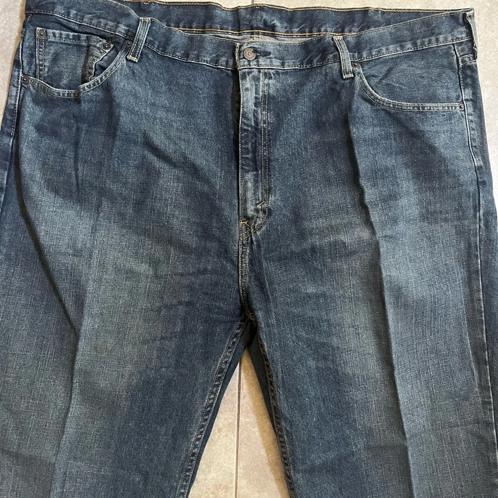 Levi’s 559 Blue Denim Jeans Men Straight Leg W48 L32 Excellent Condition